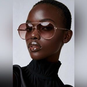 Stylish Brown Aviator Sunglasses